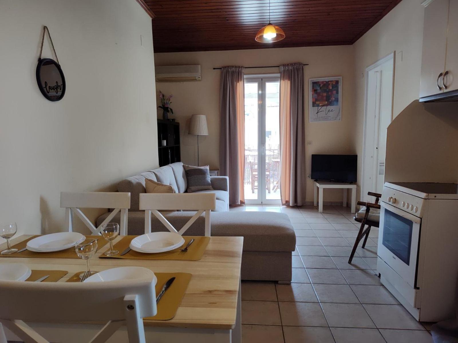 Evi's House Nikiana